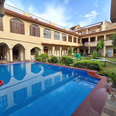 Hotel Om פושקאר מראה חיצוני תמונה