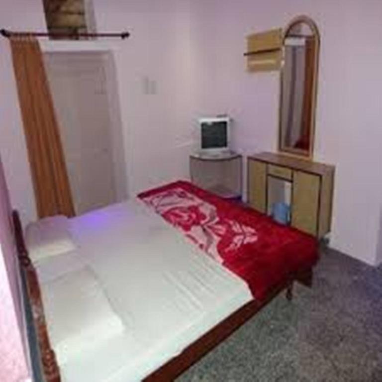 Hotel Om פושקאר מראה חיצוני תמונה