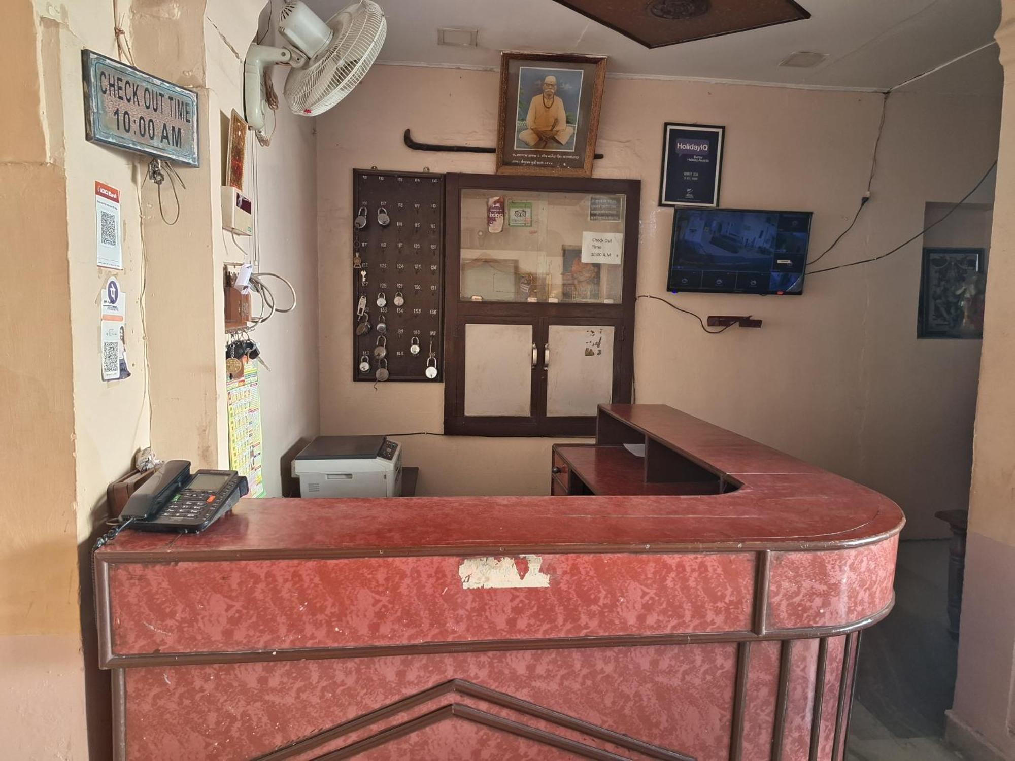 Hotel Om פושקאר מראה חיצוני תמונה