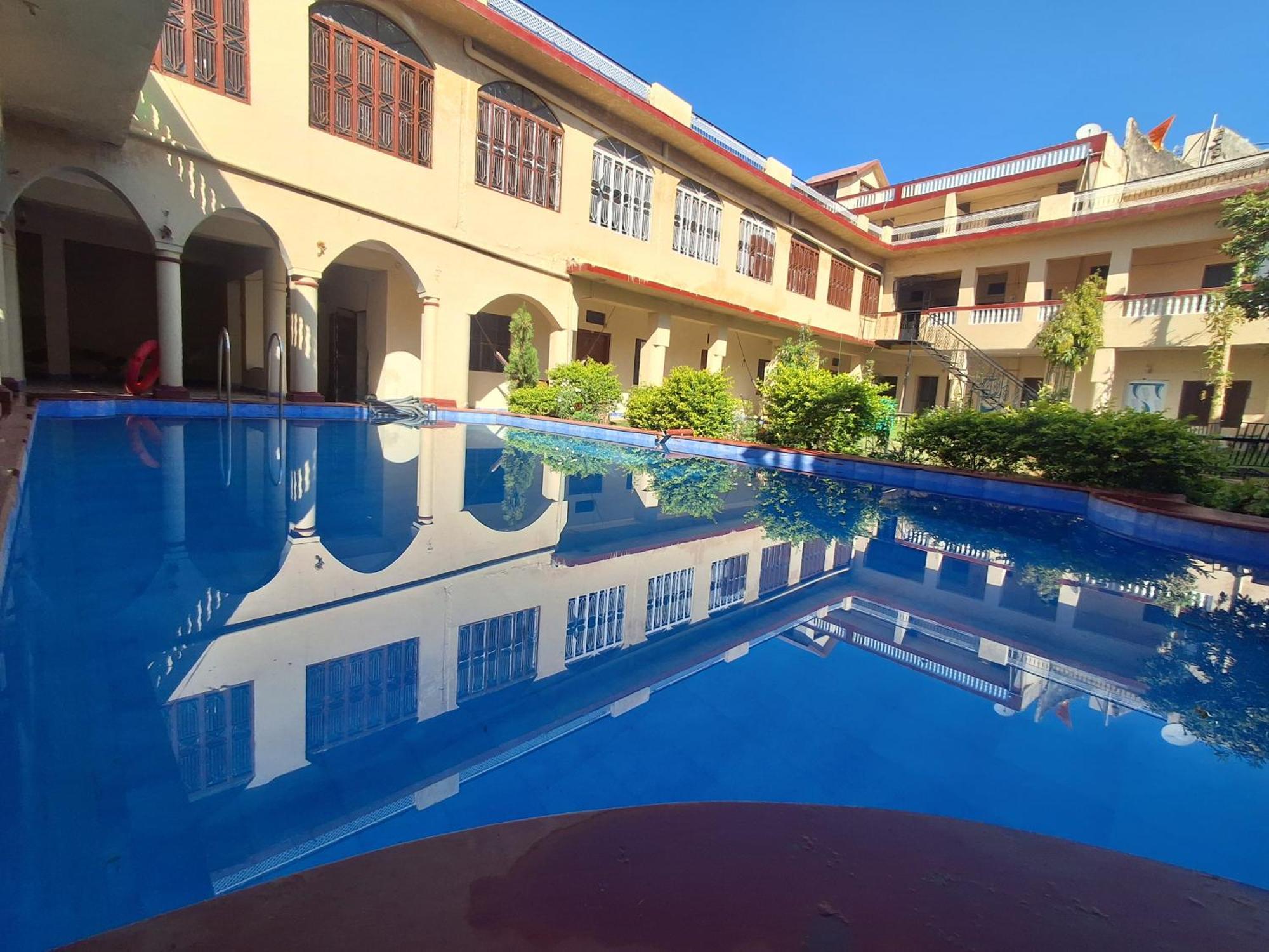 Hotel Om פושקאר מראה חיצוני תמונה